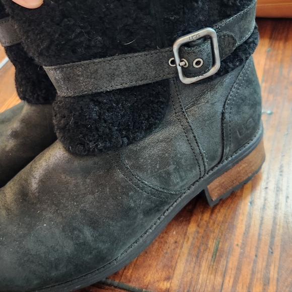 UGG Black and Dark Gray Blayre 11 Winter Boots Size 8.5 - Picture 3 of 9